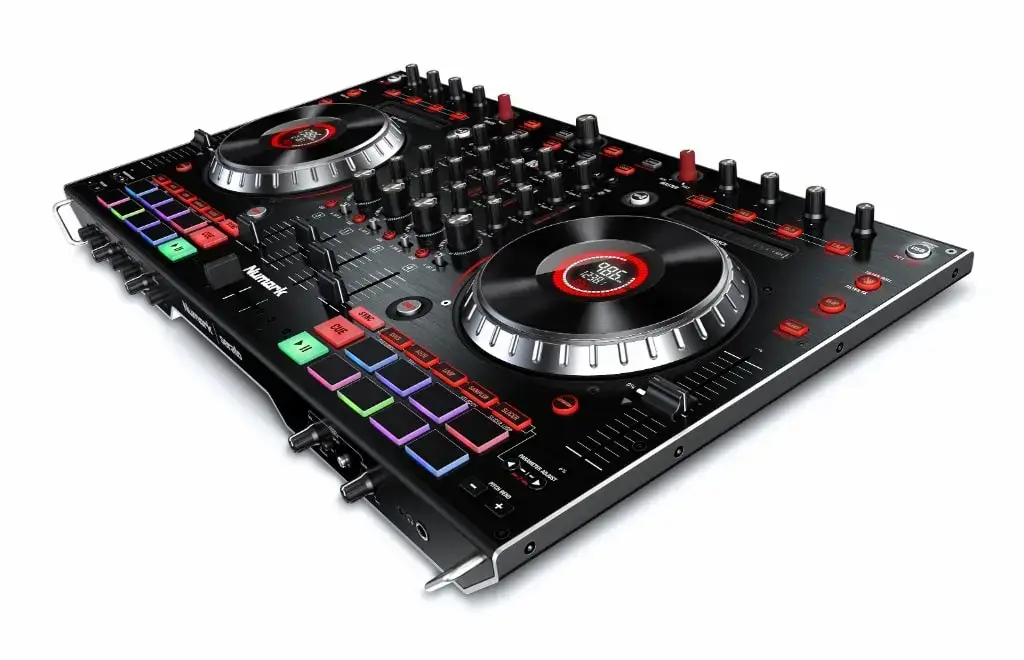 Kontroler numark ns6II